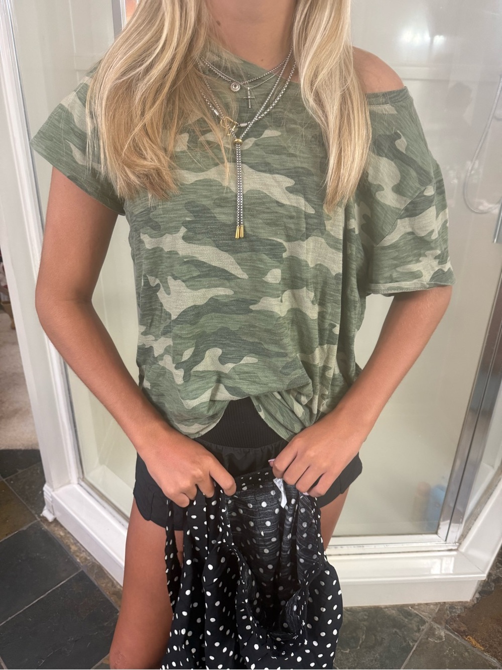 Old Navy XL Casual Camo Women’s Shorts - Olive Green